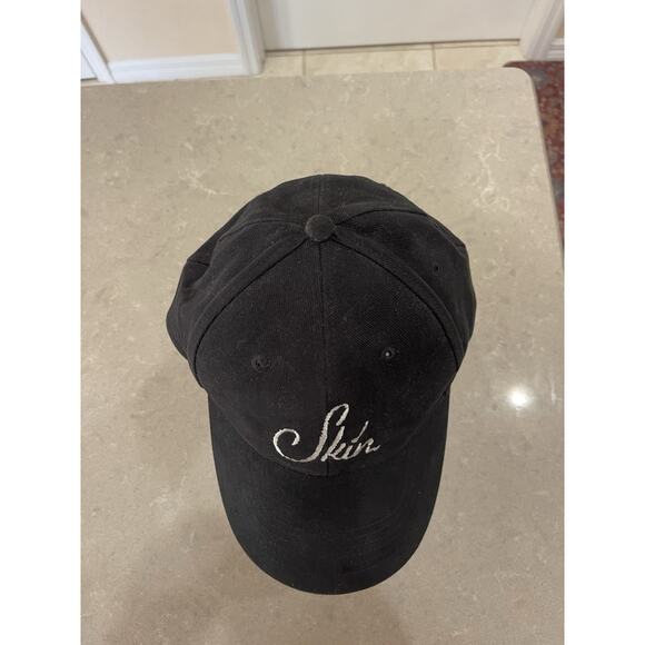 Melissa Etheridge Skin Adjustable Hat - Picture 2 of 7